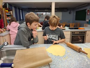 WhatsApp Image 2025-12-12 at 19.11.37(4)